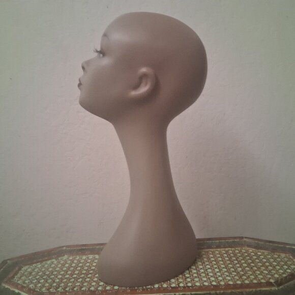 MANNEQUIN HEAD - Picture 2 of 4